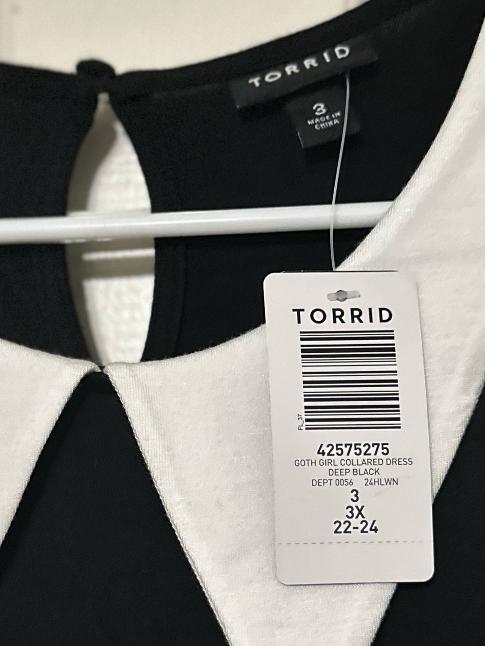 Torrid- “Goth girl collared dress”-Sz 3- NWT - Picture 4 of 6